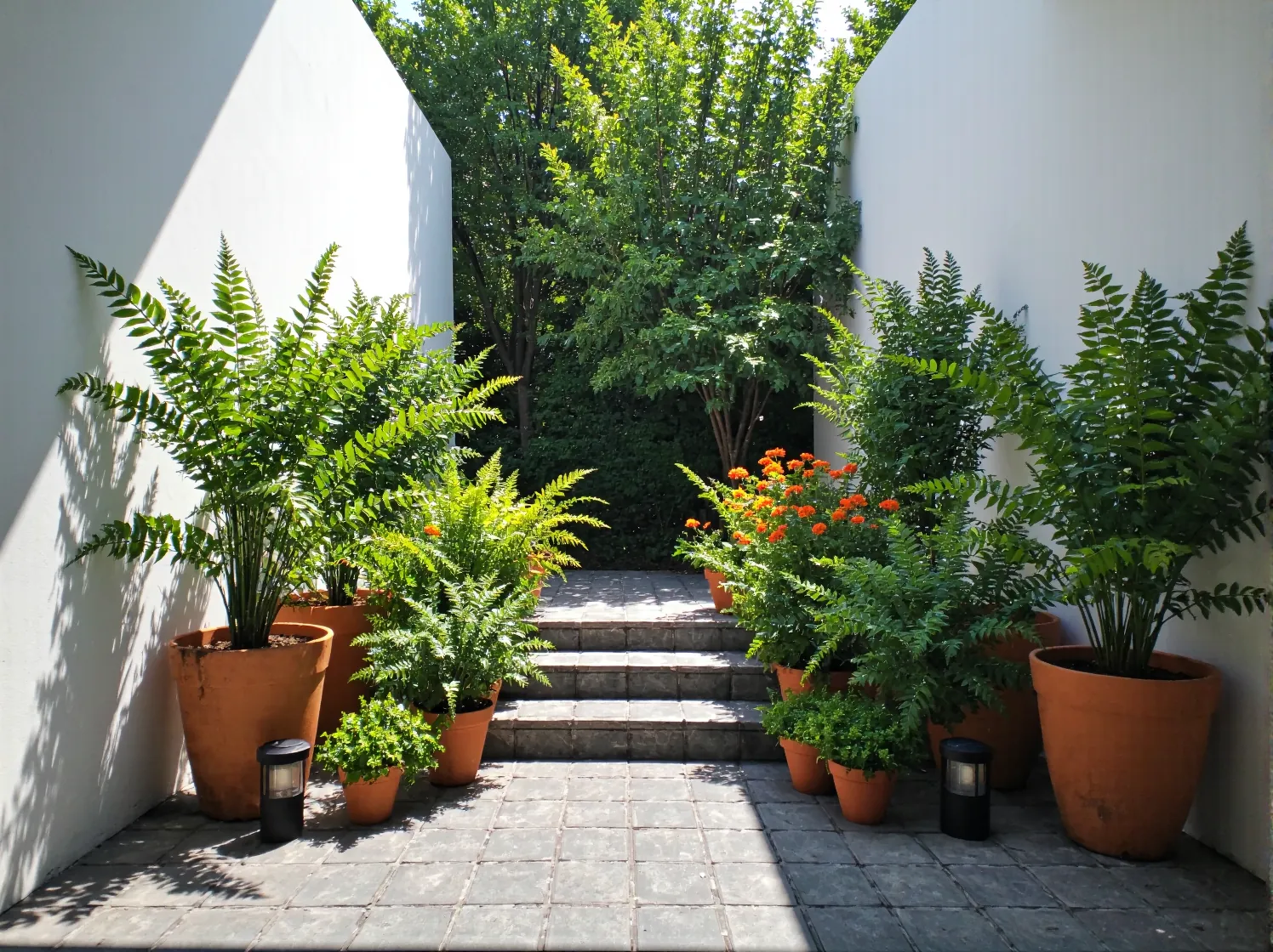 Jakie lampy solarne najlepiej sprawdzą się w przestrzeniach ogrodowych w stylu klasycznym? - ilustracja 4