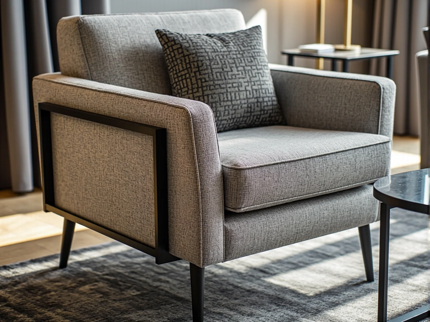 Wytrzymałe meble do hoteli o podwyższonej trwałości, spełniające rygorystyczne normy bezpieczeństwa.